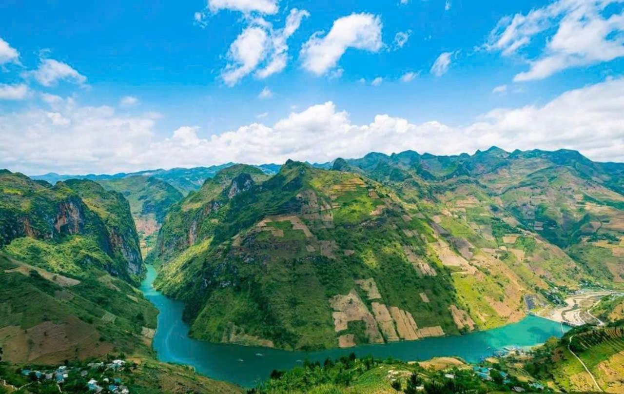 Thuy Anh Hotel Ha Giang Dış mekan fotoğraf